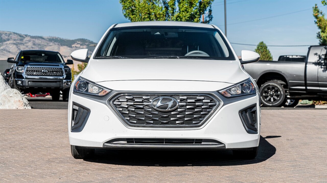 2020 Hyundai IONIQ Hybrid Blue   - Photo 4 - Reno, NV 89511