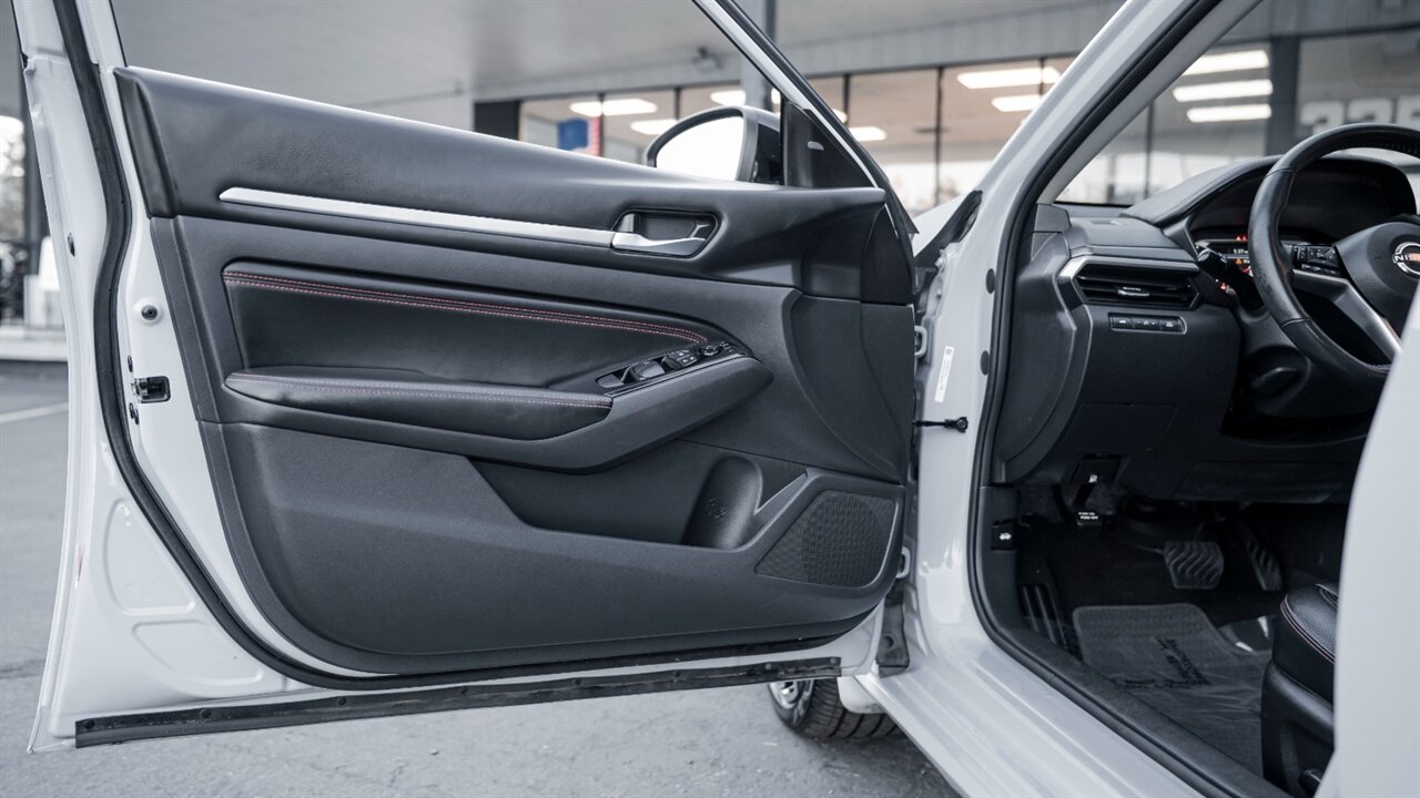 2023 Nissan Altima 2.5 SR - Photo 18 - Reno, NV 89511