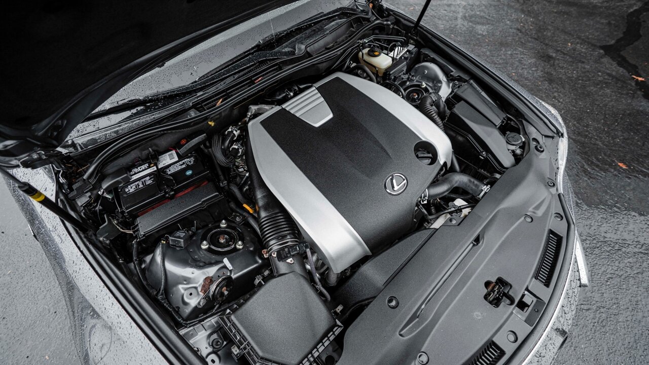 2017 Lexus IS 300 300   - Photo 39 - Reno, NV 89511