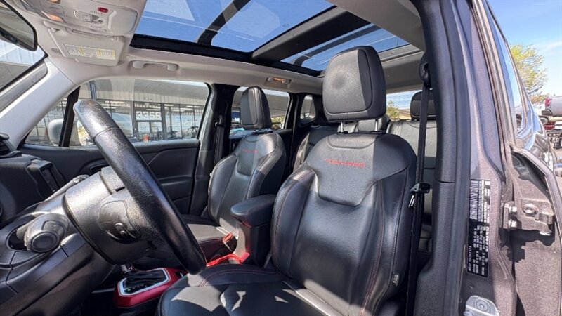 2021 Jeep Renegade Trailhawk - Photo 12 - Reno, NV 89511