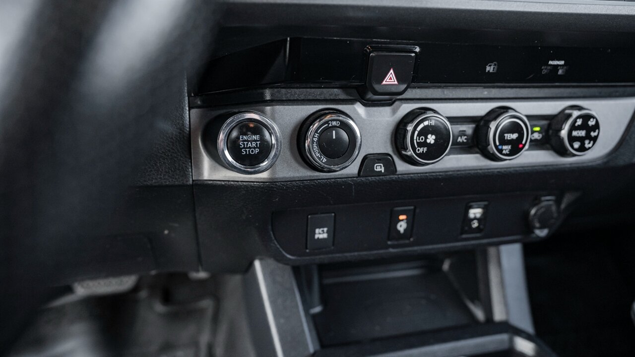 2017 Toyota Tacoma TRD Off-Road V6   - Photo 29 - Reno, NV 89511