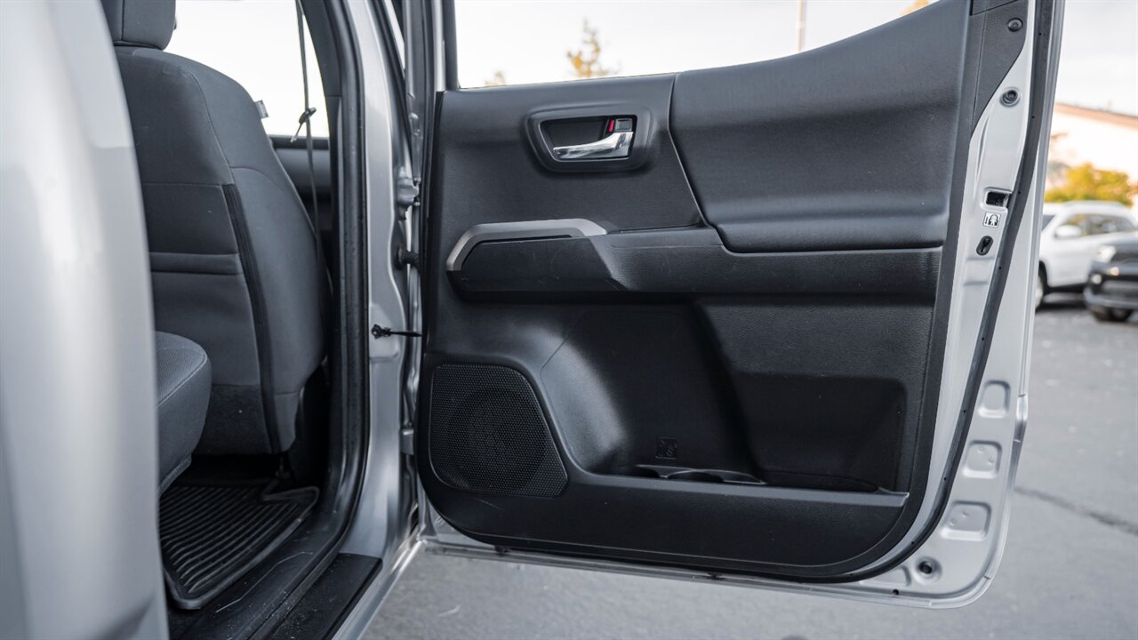 2017 Toyota Tacoma TRD Off-Road V6   - Photo 34 - Reno, NV 89511