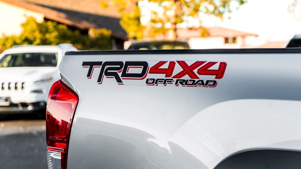 2017 Toyota Tacoma TRD Off-Road V6   - Photo 12 - Reno, NV 89511