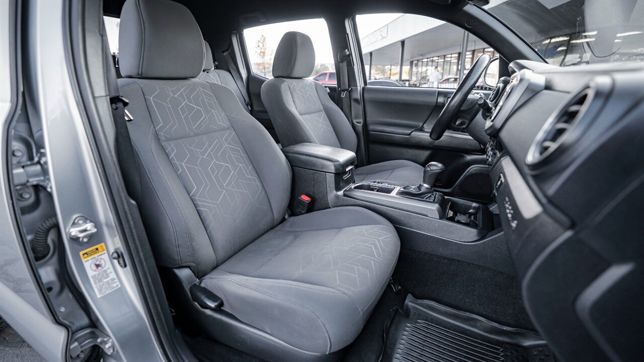 2017 Toyota Tacoma TRD Off-Road V6   - Photo 17 - Reno, NV 89511