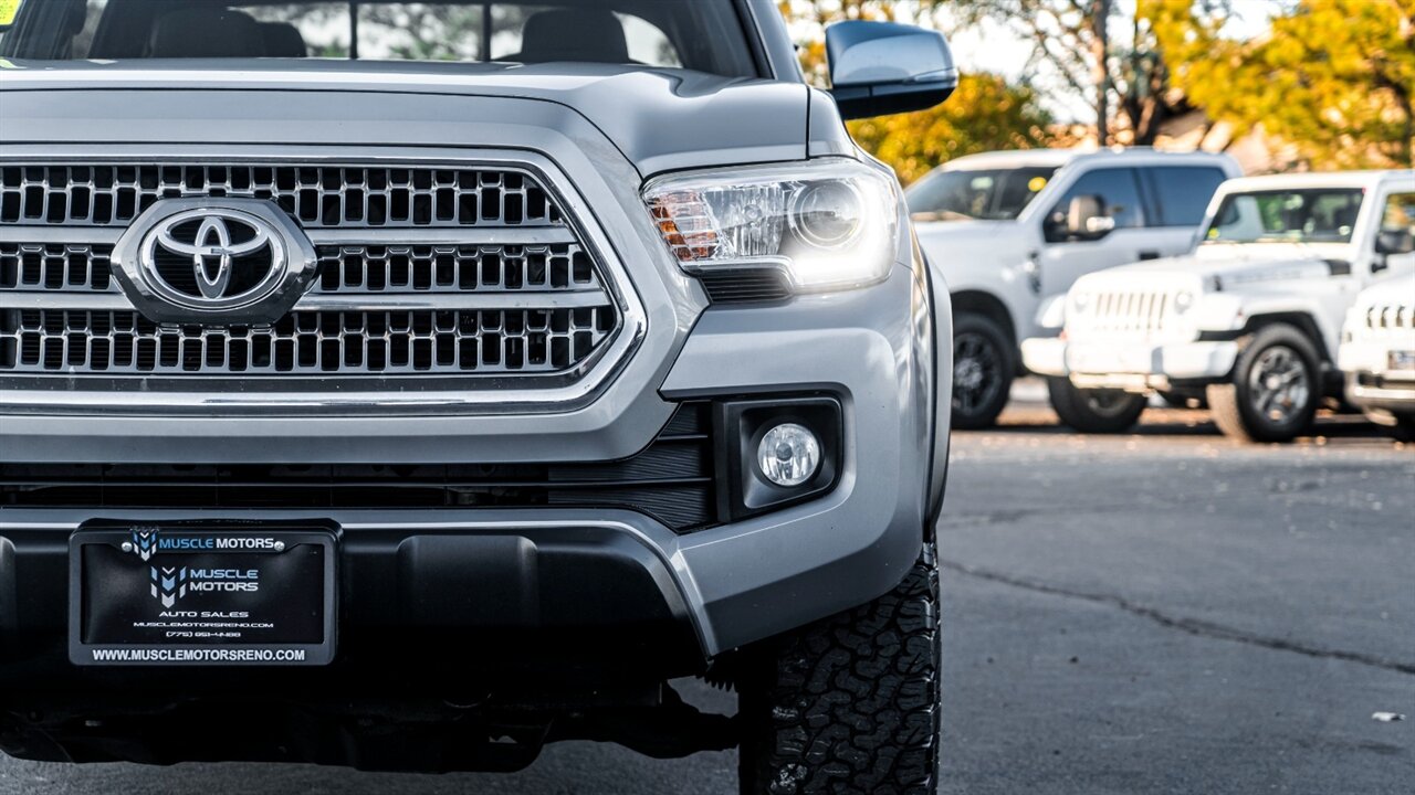 2017 Toyota Tacoma TRD Off-Road V6   - Photo 8 - Reno, NV 89511