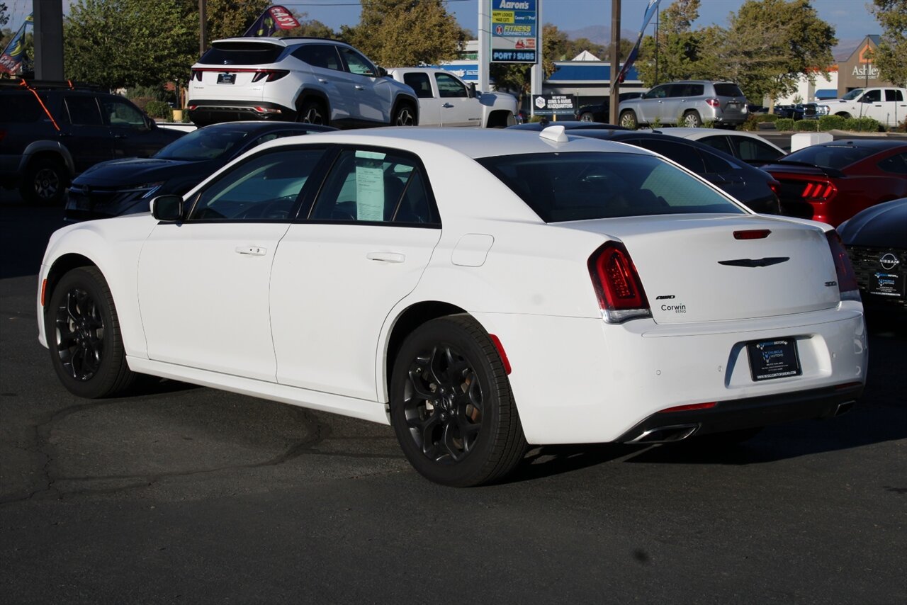 2022 Chrysler 300 Series Touring - Photo 9 - Reno, NV 89511