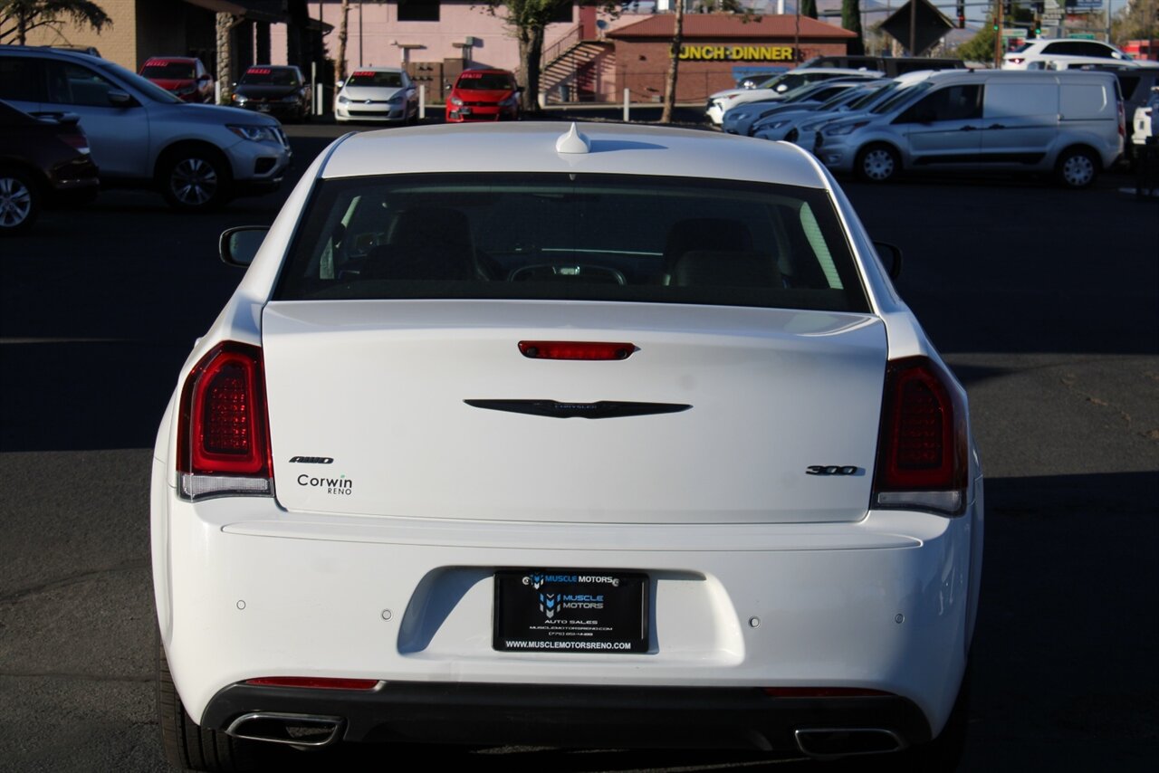 2022 Chrysler 300 Series Touring - Photo 8 - Reno, NV 89511