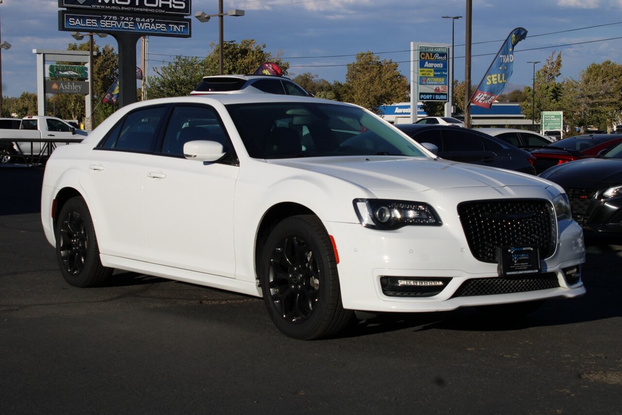 2022 Chrysler 300 Series Touring - Photo 5 - Reno, NV 89511