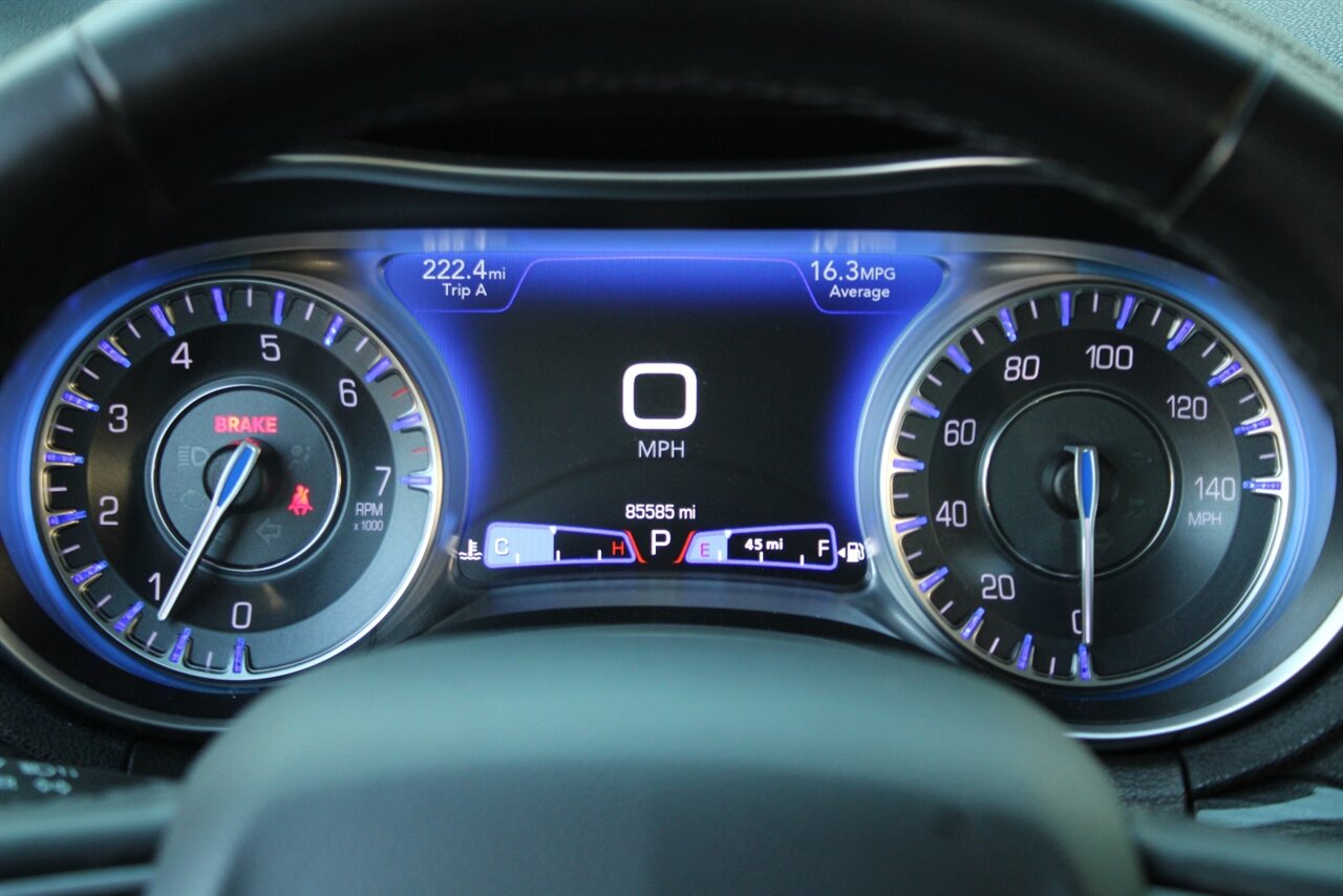 2022 Chrysler 300 Series Touring - Photo 17 - Reno, NV 89511