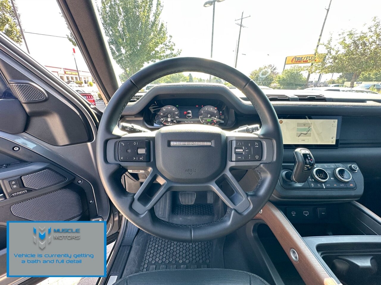 2023 Land Rover Defender X-Dynamic SE - Photo 13 - Reno, NV 89511