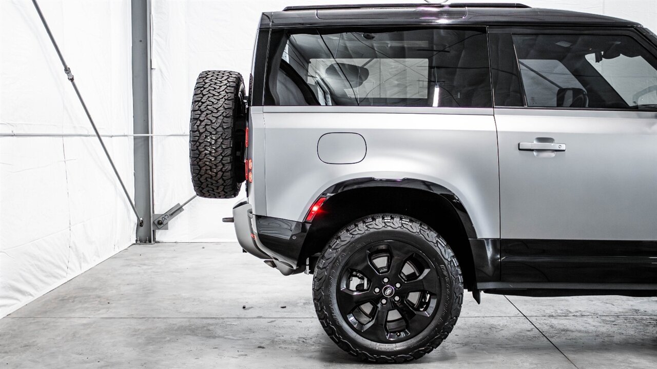 2023 Land Rover Defender X-Dynamic SE - Photo 10 - Reno, NV 89511