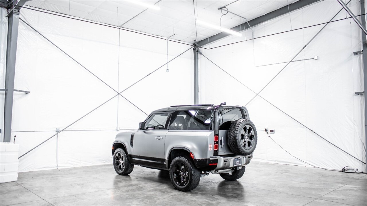 2023 Land Rover Defender X-Dynamic SE - Photo 8 - Reno, NV 89511