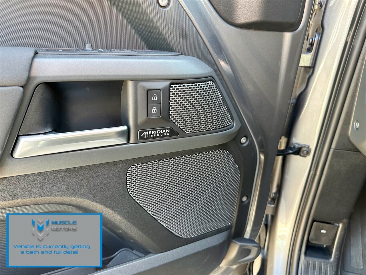 2023 Land Rover Defender X-Dynamic SE - Photo 12 - Reno, NV 89511
