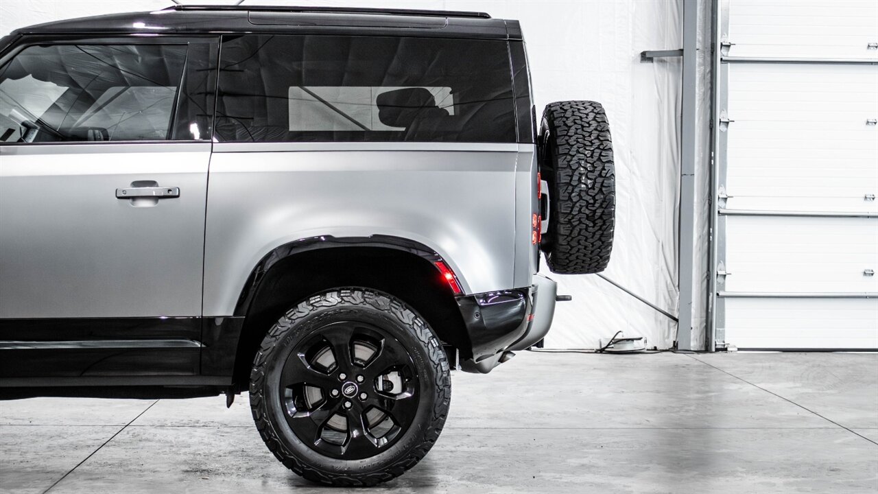 2023 Land Rover Defender X-Dynamic SE - Photo 17 - Reno, NV 89511