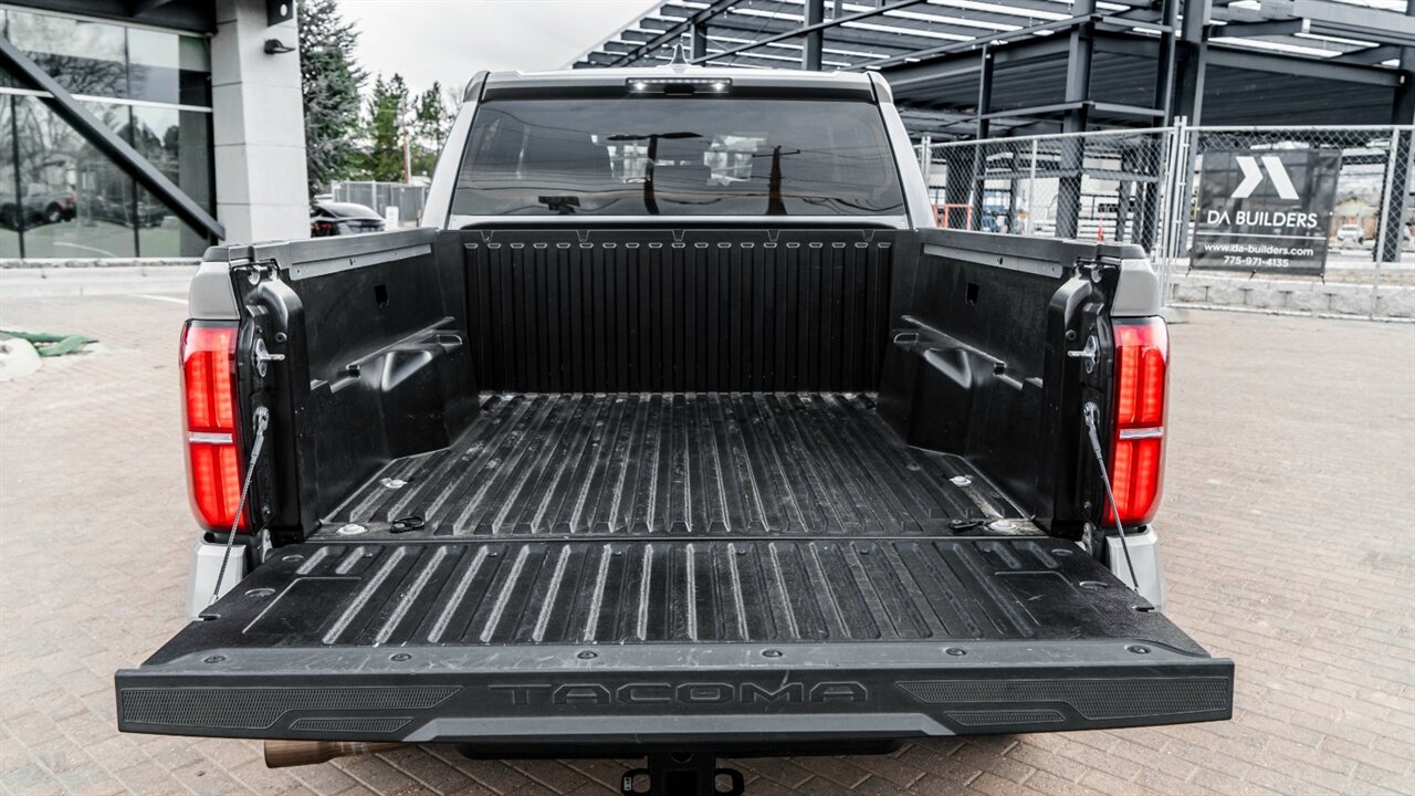2024 Toyota Tacoma TRD Off-Road   - Photo 15 - Reno, NV 89511
