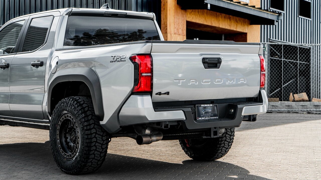 2024 Toyota Tacoma TRD Off-Road   - Photo 11 - Reno, NV 89511