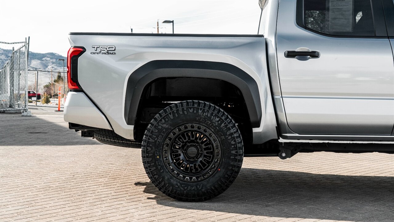 2024 Toyota Tacoma TRD Off-Road   - Photo 10 - Reno, NV 89511