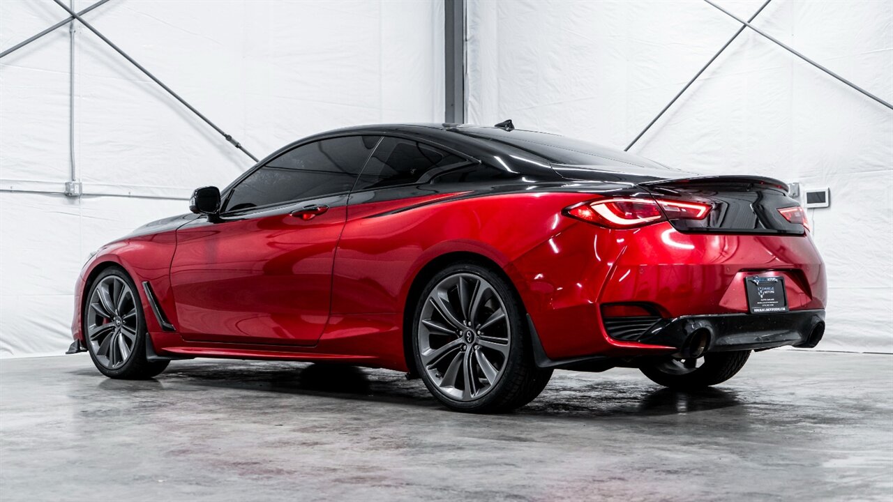 2018 INFINITI Q60 Red Sport 400   - Photo 2 - Reno, NV 89511