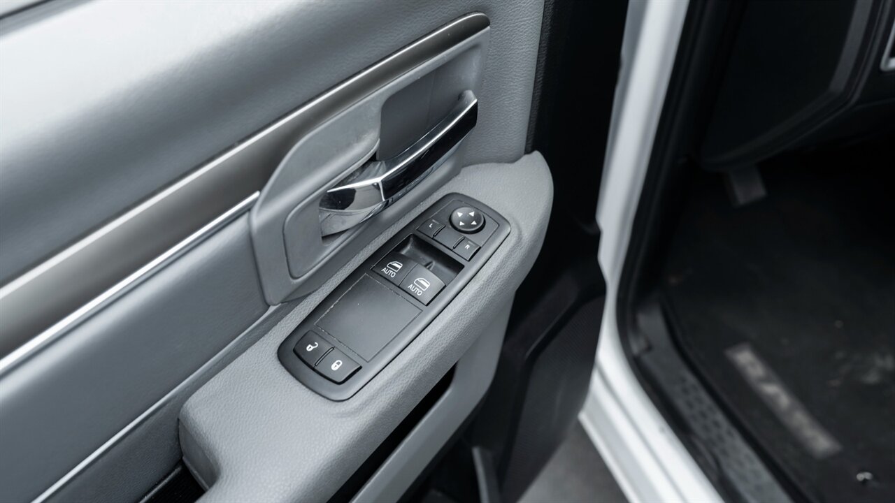 2017 RAM 1500 Tradesman - Photo 18 - Reno, NV 89511