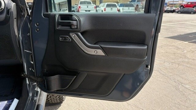 2017 Jeep Wrangler Unlimited Sport   - Photo 29 - Reno, NV 89511