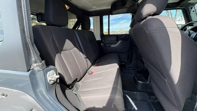 2017 Jeep Wrangler Unlimited Sport   - Photo 33 - Reno, NV 89511
