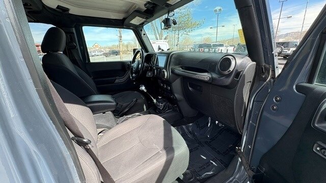 2017 Jeep Wrangler Unlimited Sport   - Photo 30 - Reno, NV 89511