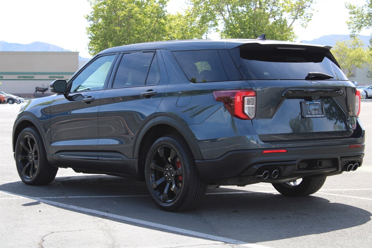 2022 Ford Explorer ST - Photo 2 - Reno, NV 89511