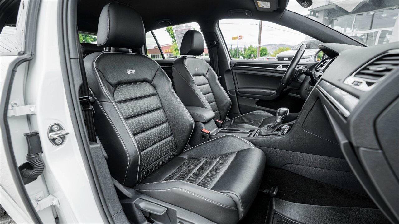 2019 Volkswagen Golf R DCC & Navigation 4Motion 4Motion - Photo 19 - Reno, NV 89511