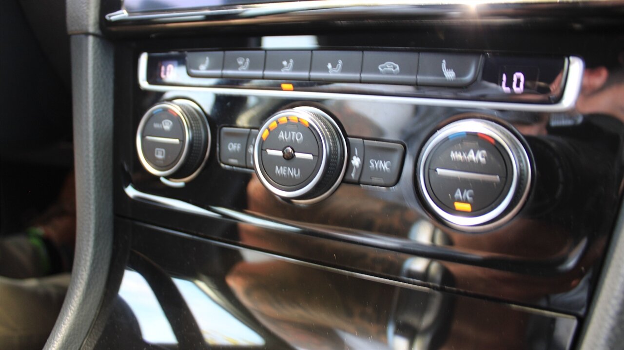 2019 Volkswagen Golf R DCC & Navigation 4Motion 4Motion - Photo 31 - Reno, NV 89511