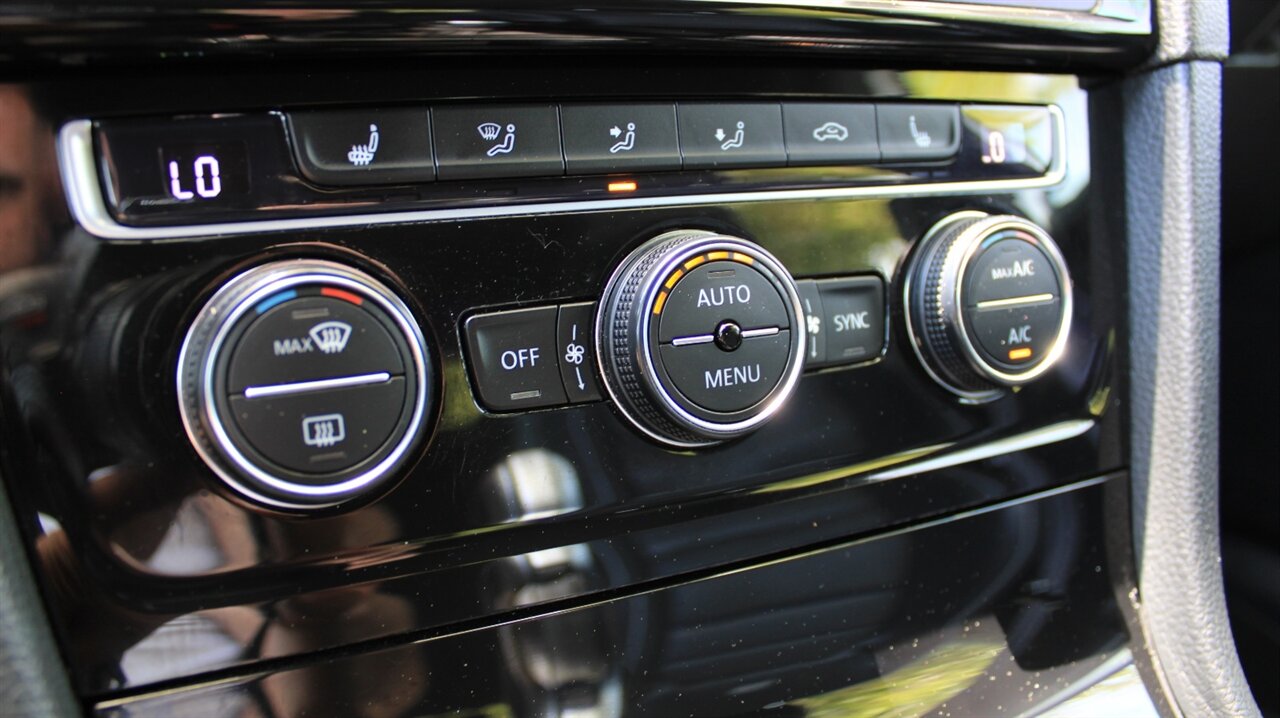 2019 Volkswagen Golf R DCC & Navigation 4Motion 4Motion - Photo 30 - Reno, NV 89511