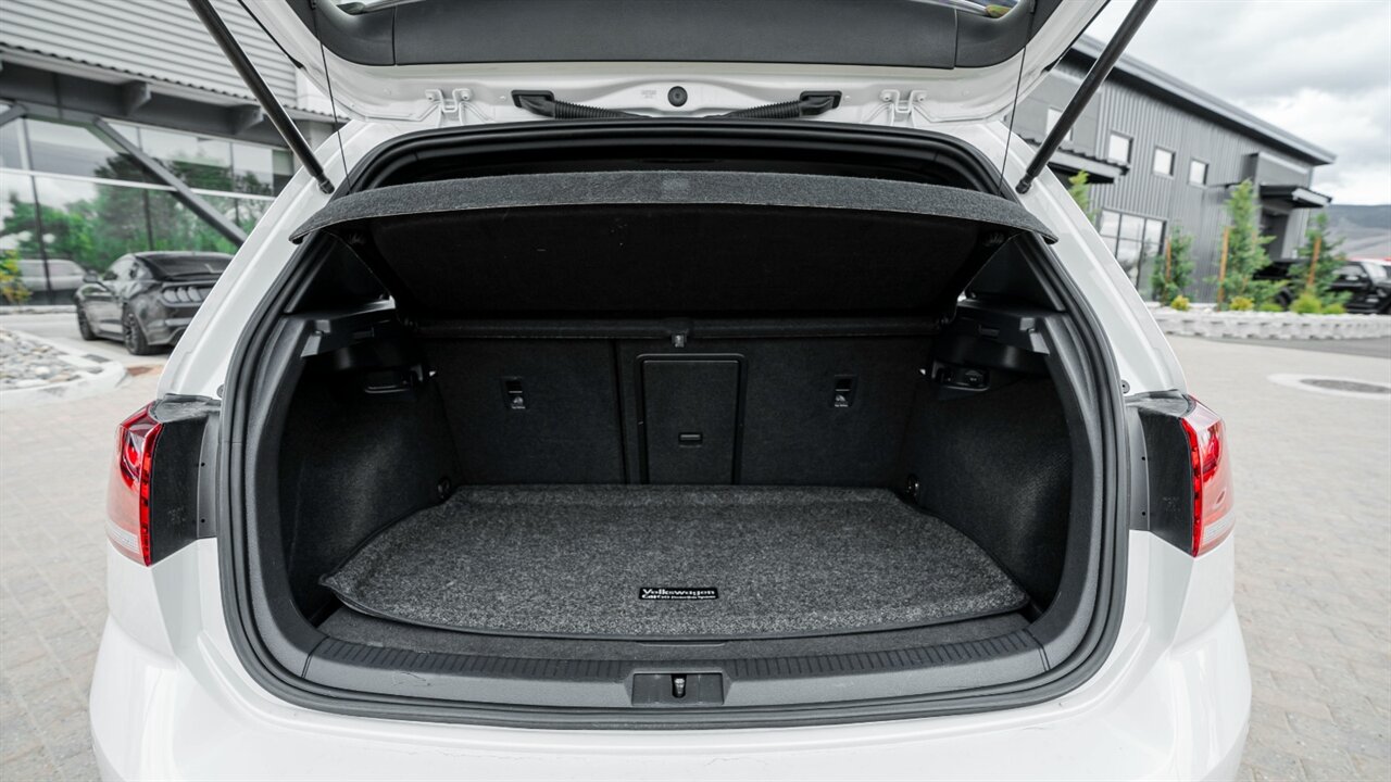 2019 Volkswagen Golf R DCC & Navigation 4Motion 4Motion - Photo 38 - Reno, NV 89511