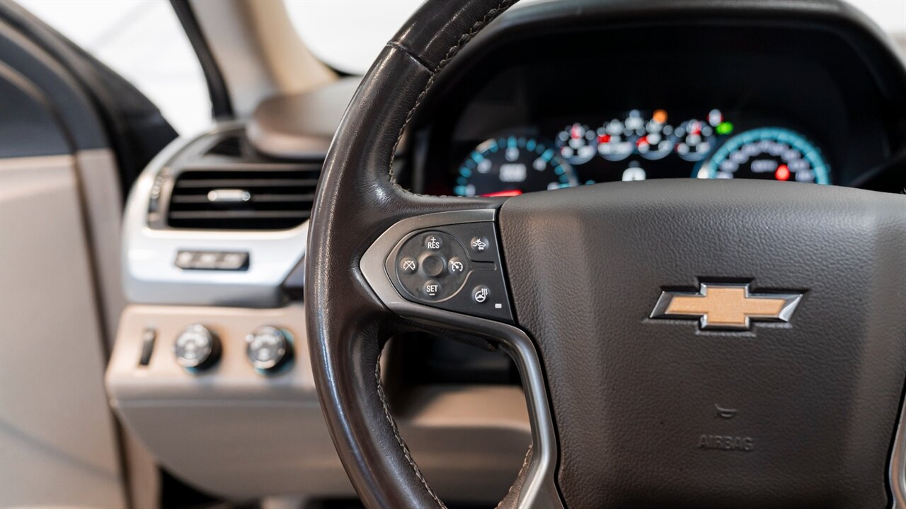 2019 Chevrolet Suburban Premier   - Photo 23 - Reno, NV 89511