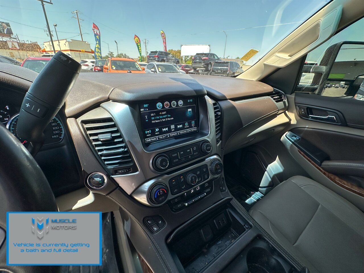 2019 Chevrolet Suburban Premier   - Photo 11 - Reno, NV 89511