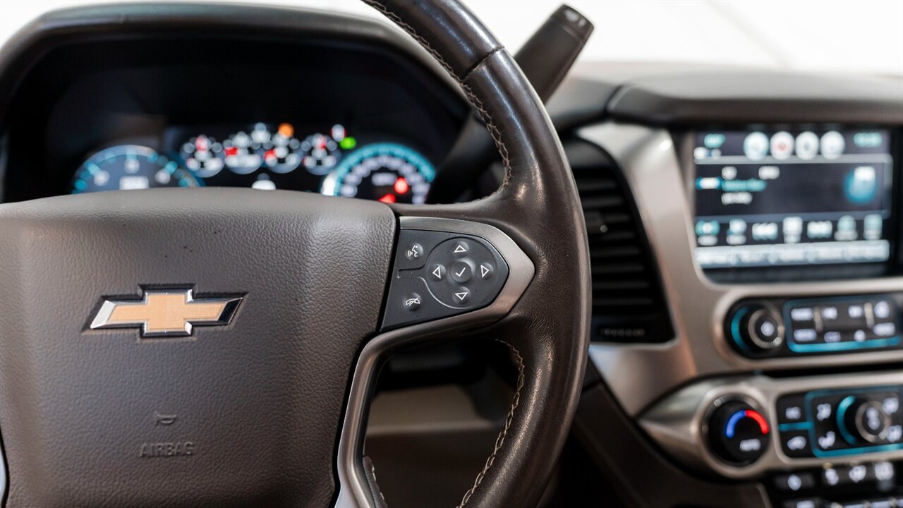 2019 Chevrolet Suburban Premier   - Photo 24 - Reno, NV 89511
