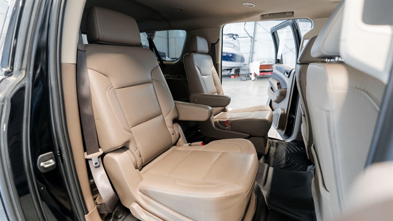 2019 Chevrolet Suburban Premier   - Photo 32 - Reno, NV 89511