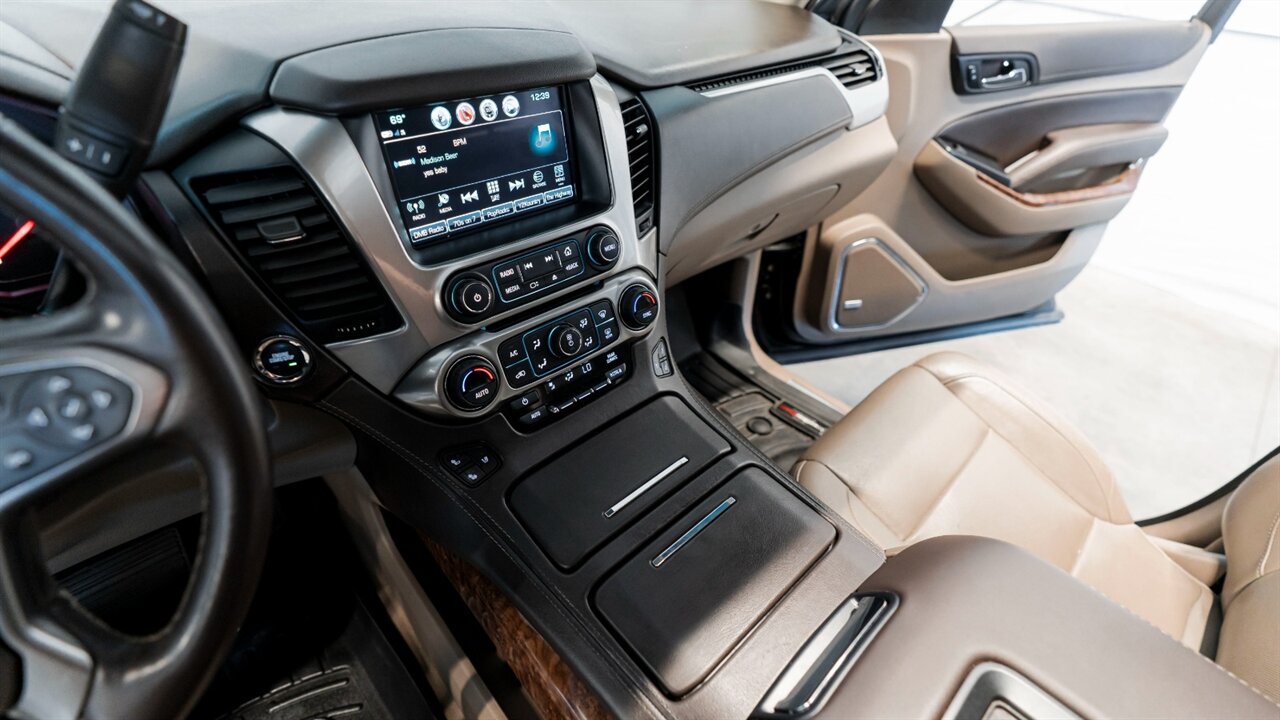2019 Chevrolet Suburban Premier   - Photo 30 - Reno, NV 89511