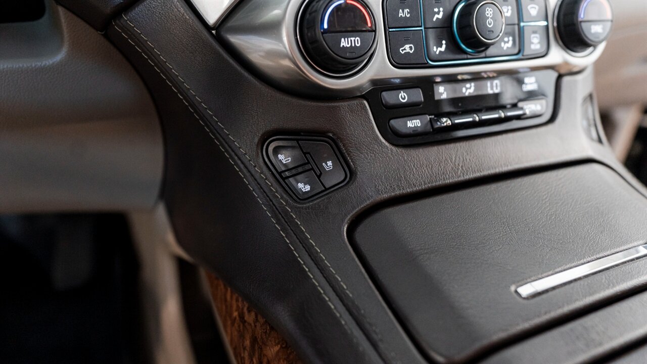 2019 Chevrolet Suburban Premier   - Photo 29 - Reno, NV 89511