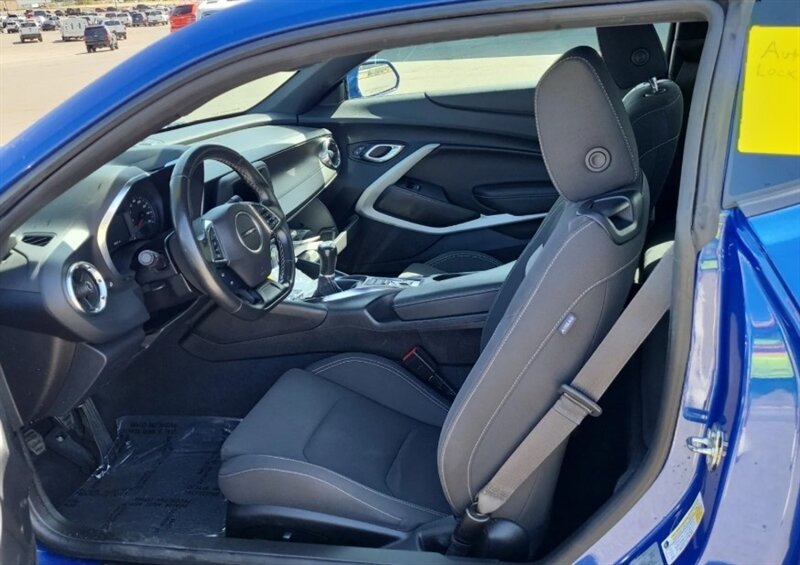 2023 Chevrolet Camaro LT - Photo 10 - Reno, NV 89511