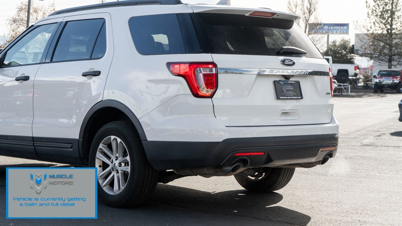 2017 Ford Explorer - Photo 11 - Reno, NV 89511