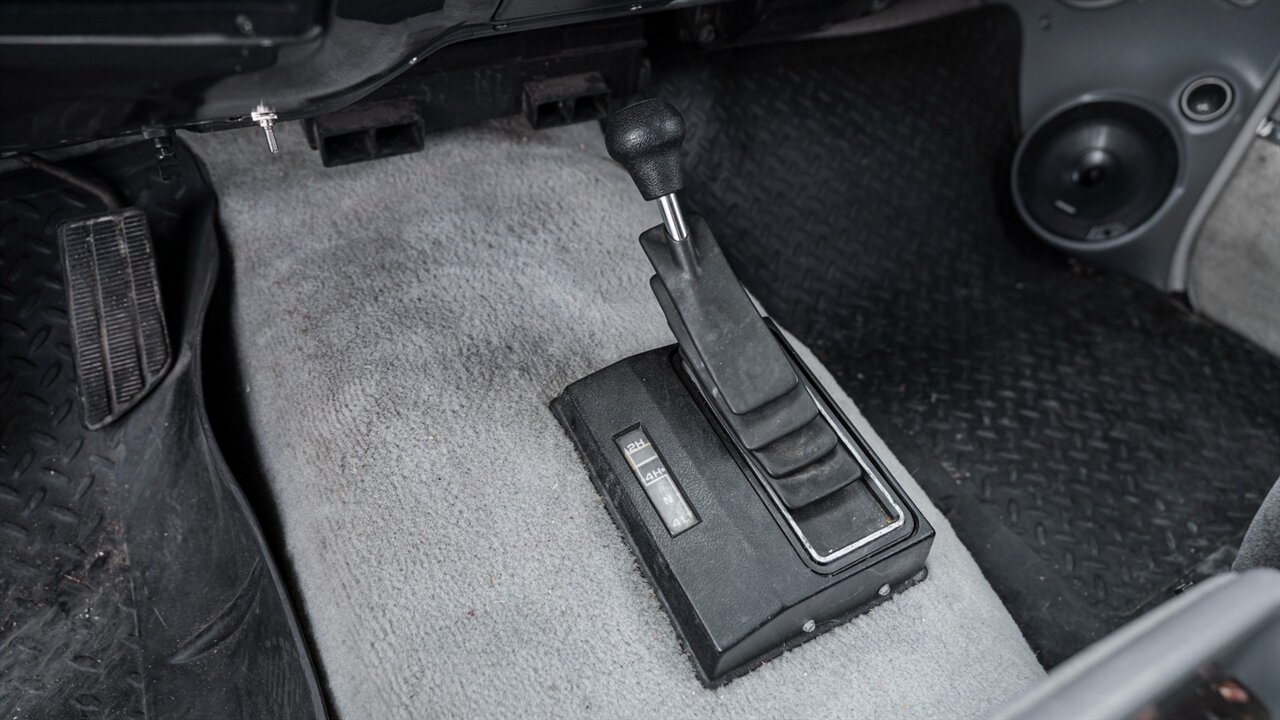 1991 Chevrolet Blazer 2dr - Photo 22 - Reno, NV 89511