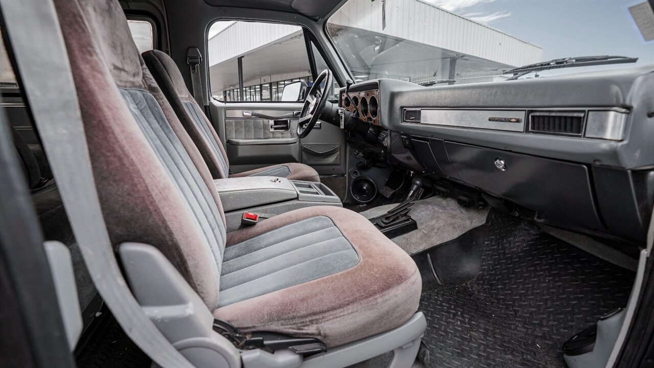 1991 Chevrolet Blazer 2dr - Photo 15 - Reno, NV 89511