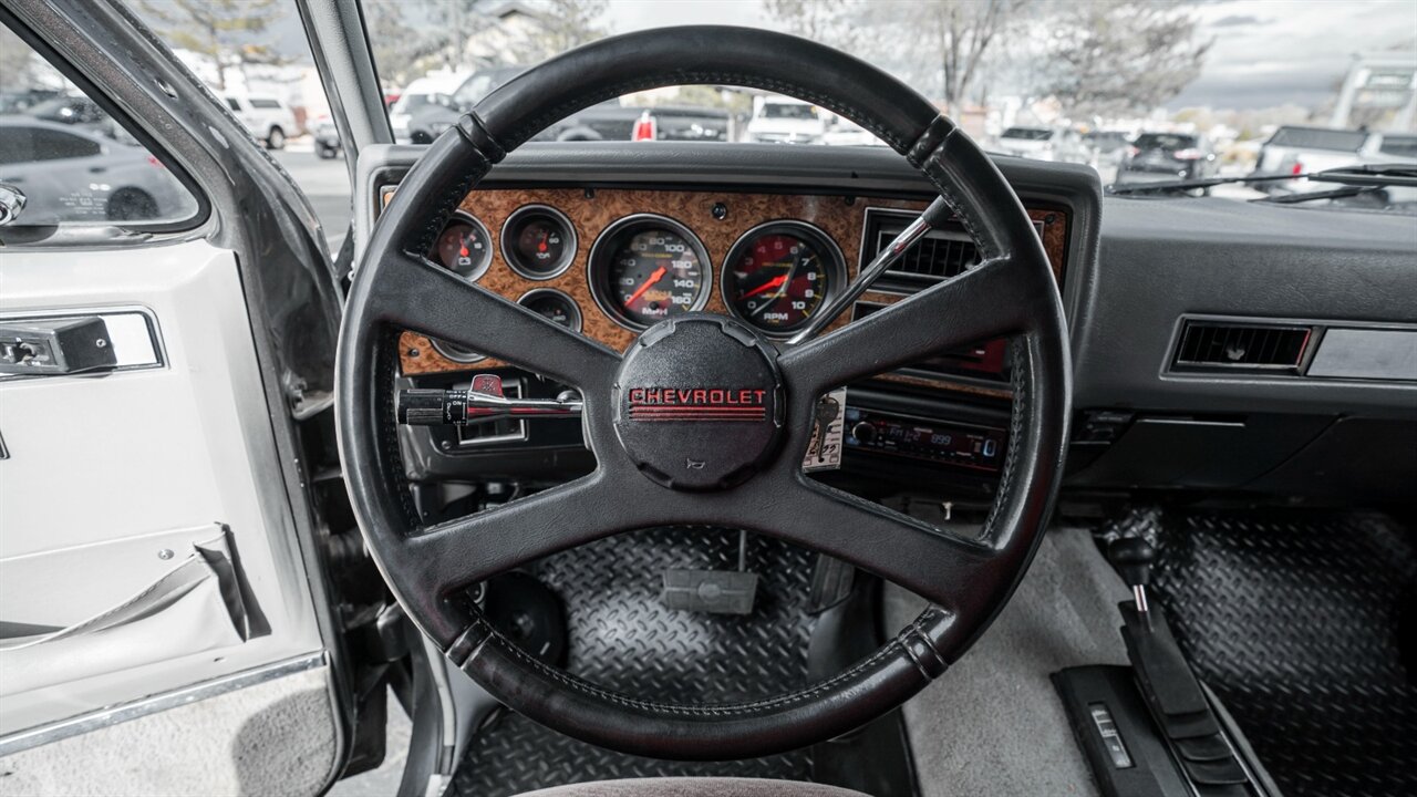 1991 Chevrolet Blazer   - Photo 20 - Reno, NV 89511