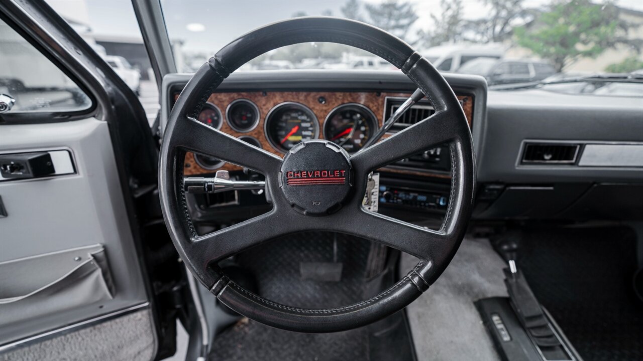 1991 Chevrolet Blazer 2dr - Photo 17 - Reno, NV 89511