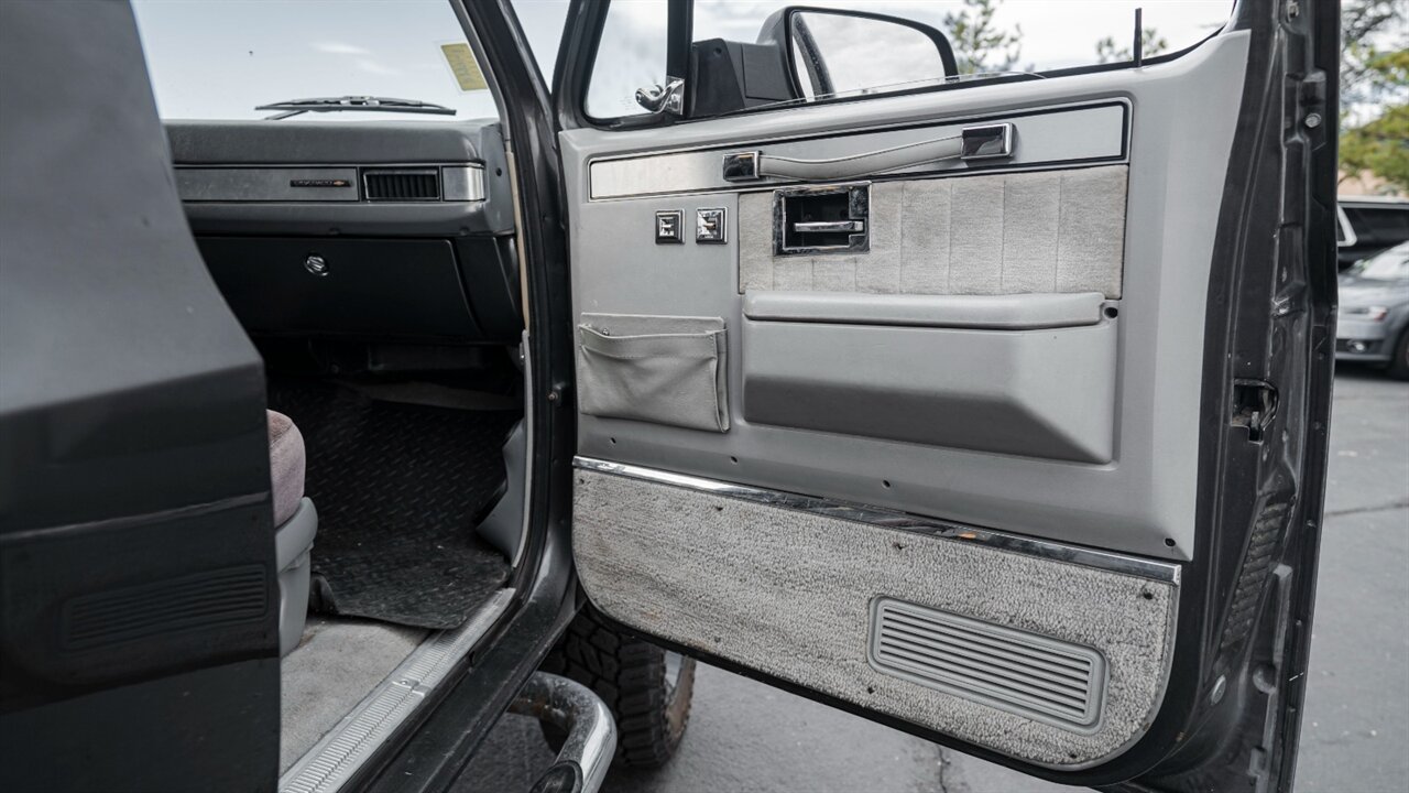 1991 Chevrolet Blazer 2dr - Photo 23 - Reno, NV 89511