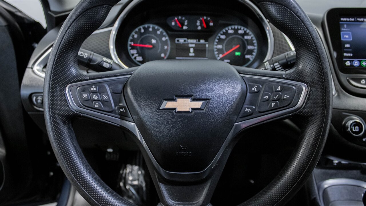 2020 Chevrolet Malibu LT   - Photo 38 - Reno, NV 89511