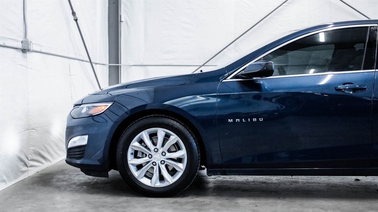 2020 Chevrolet Malibu LT   - Photo 9 - Reno, NV 89511