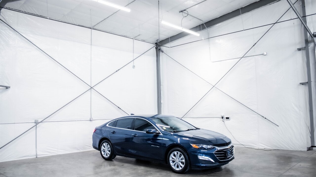 2020 Chevrolet Malibu LT   - Photo 7 - Reno, NV 89511