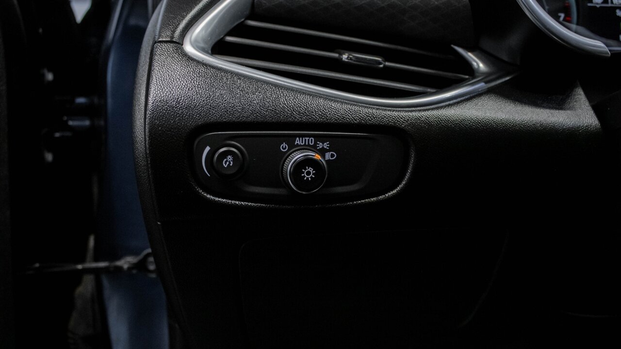 2020 Chevrolet Malibu LT   - Photo 35 - Reno, NV 89511