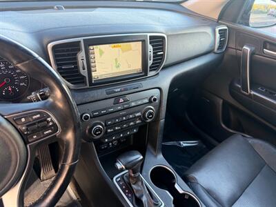 2017 Kia Sportage EX - Photo 3 - Frederick, MD 21702