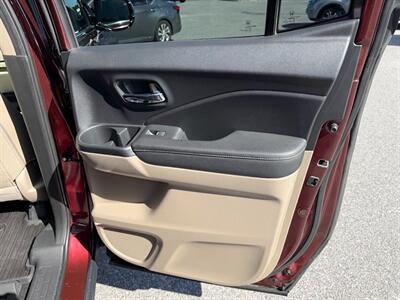 2017 Honda Ridgeline RTL-E   - Photo 27 - Frederick, MD 21702